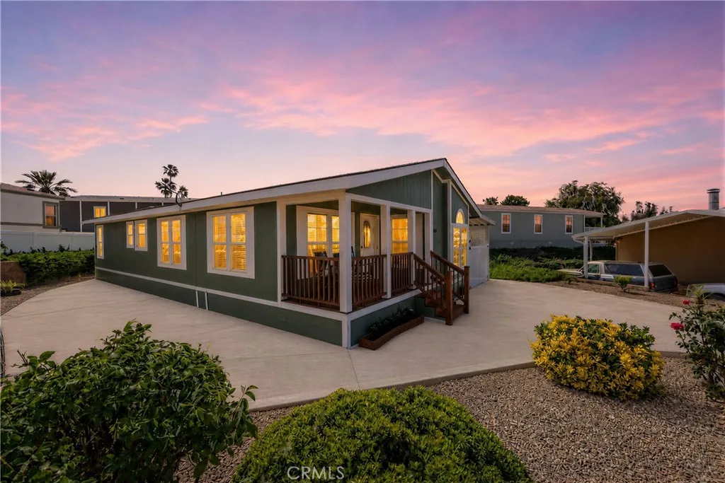 Hemet, CA 92543