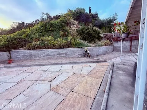 https://cdn.realtyfeed.com/cdn/127/306724543/339256996a69b6f7ebe3f4fff5d6875f.webp