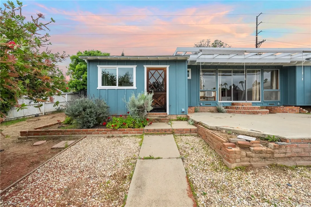 https://cdn.realtyfeed.com/cdn/127/306724546/4326037219c42dd21fdc99a4f82a99aa.webp