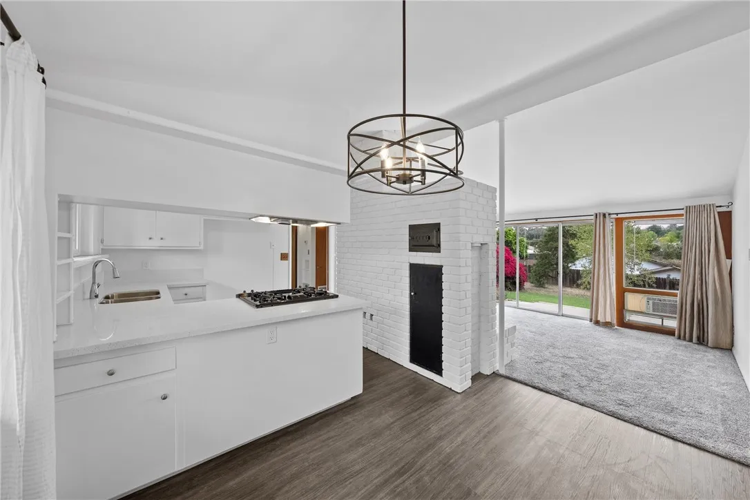 https://cdn.realtyfeed.com/cdn/127/306724546/499069c4338307ce52e8a217fcf87e8b.webp