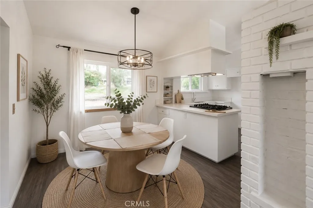 https://cdn.realtyfeed.com/cdn/127/306724546/9af8be27216b44d94f3c7828a191cdbb.webp