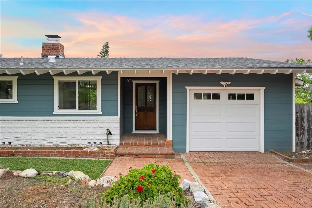 https://cdn.realtyfeed.com/cdn/127/306724546/c3c6fad52182f8456a33be0d1f5b4e65.webp