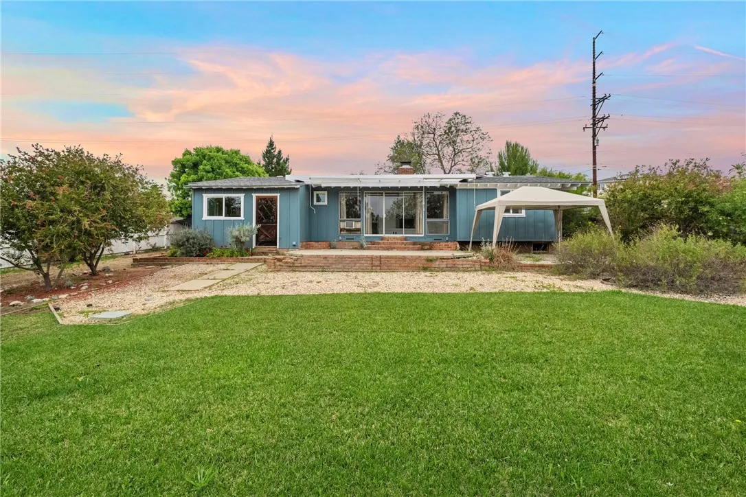 https://cdn.realtyfeed.com/cdn/127/306724546/c4a2f9d7aeee7e0f7a5d80205f88ebb9.webp
