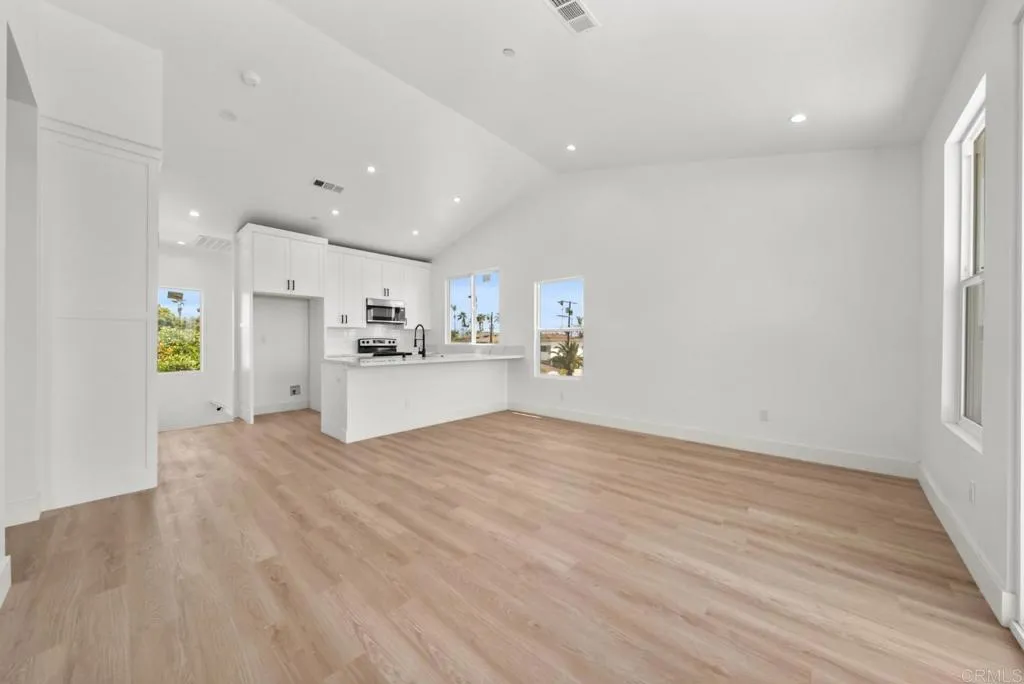 Photo #10: PTP2603905 Listing: Photo #10