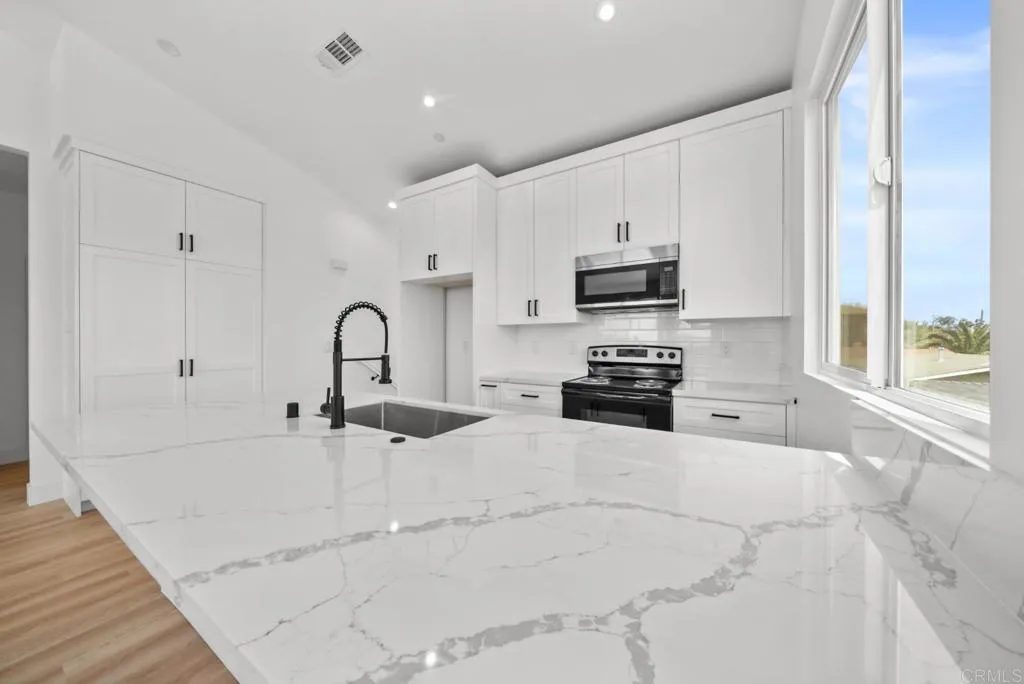 Photo #14: PTP2603905 Listing: Photo #14