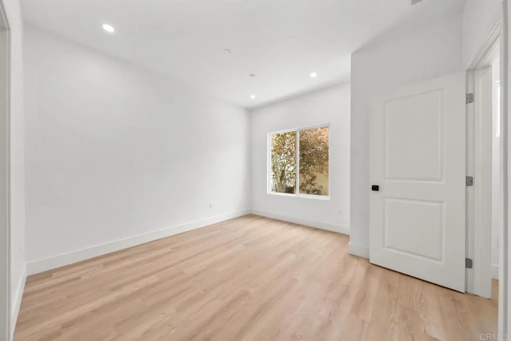 Photo #35: PTP2603905 Listing: Photo #35