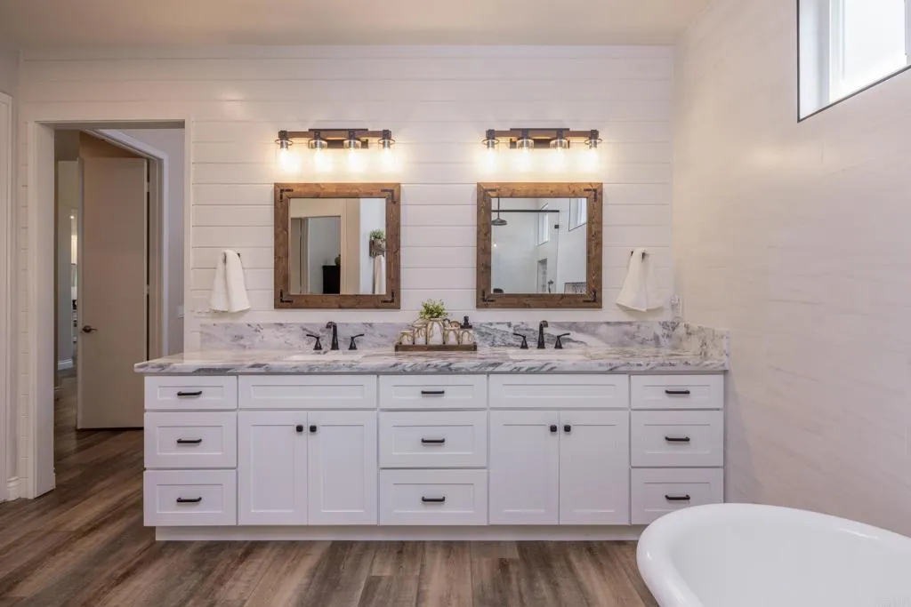 https://cdn.realtyfeed.com/cdn/127/306724617/74168fbd515cda50622a9e0ffa8f3e9a.webp