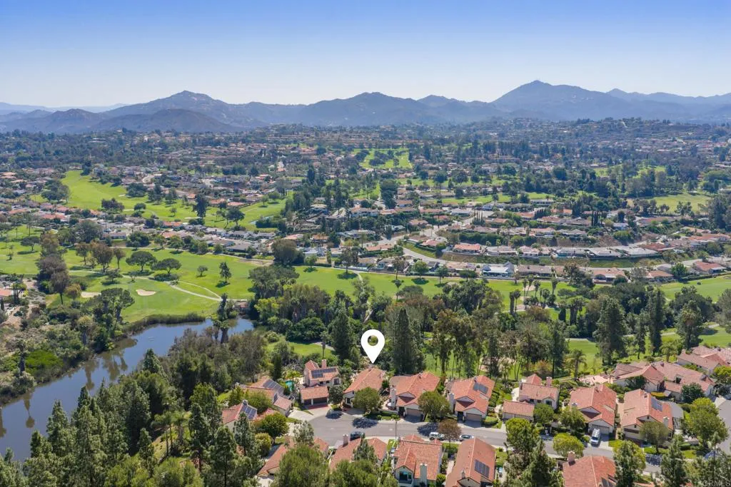 https://cdn.realtyfeed.com/cdn/127/306724617/7c50cabdd0989059664b171c43ee2f85.webp