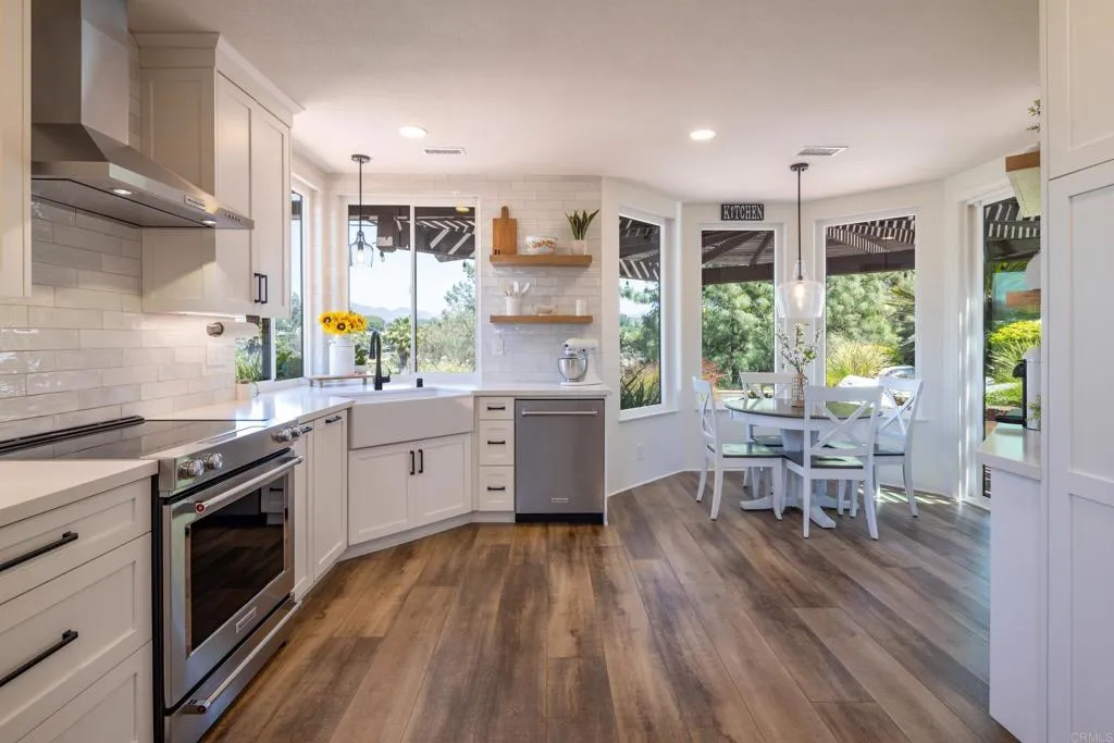 https://cdn.realtyfeed.com/cdn/127/306724617/a1b365cca0a99a2db6fee59b1bf68d7f.webp
