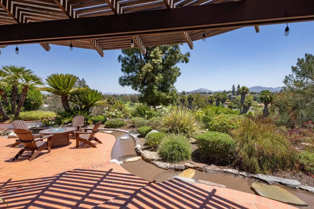 https://cdn.realtyfeed.com/cdn/127/306724617/b493d16919a0fbe6ec32a9690e5effbe.webp