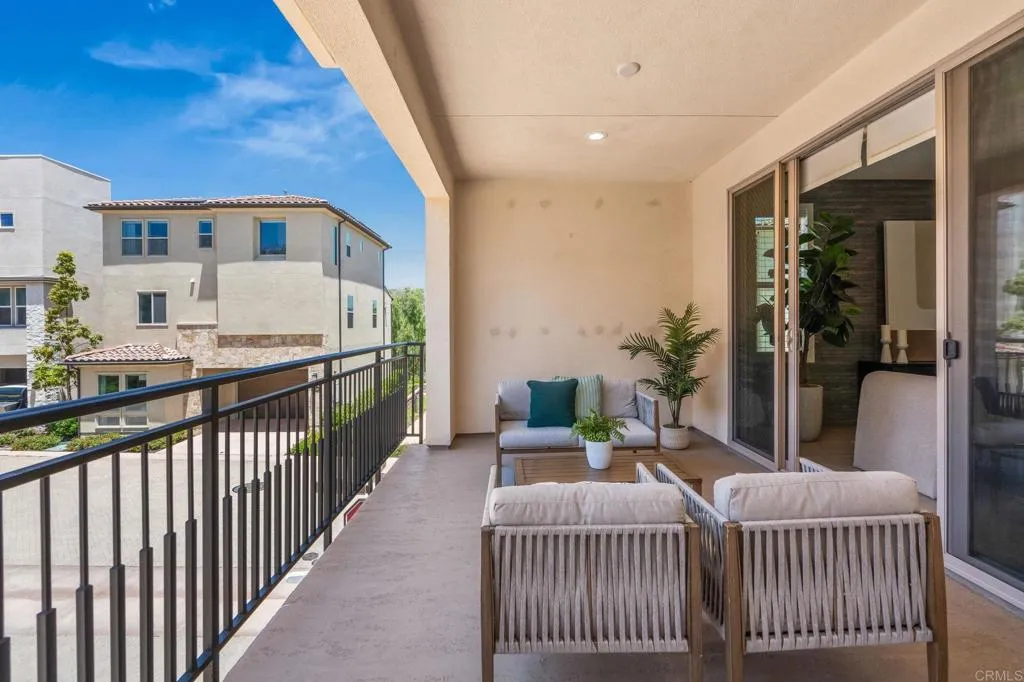 https://cdn.realtyfeed.com/cdn/127/306724621/0fa3eb06f8cb2b5f489578aacb0922dc.webp