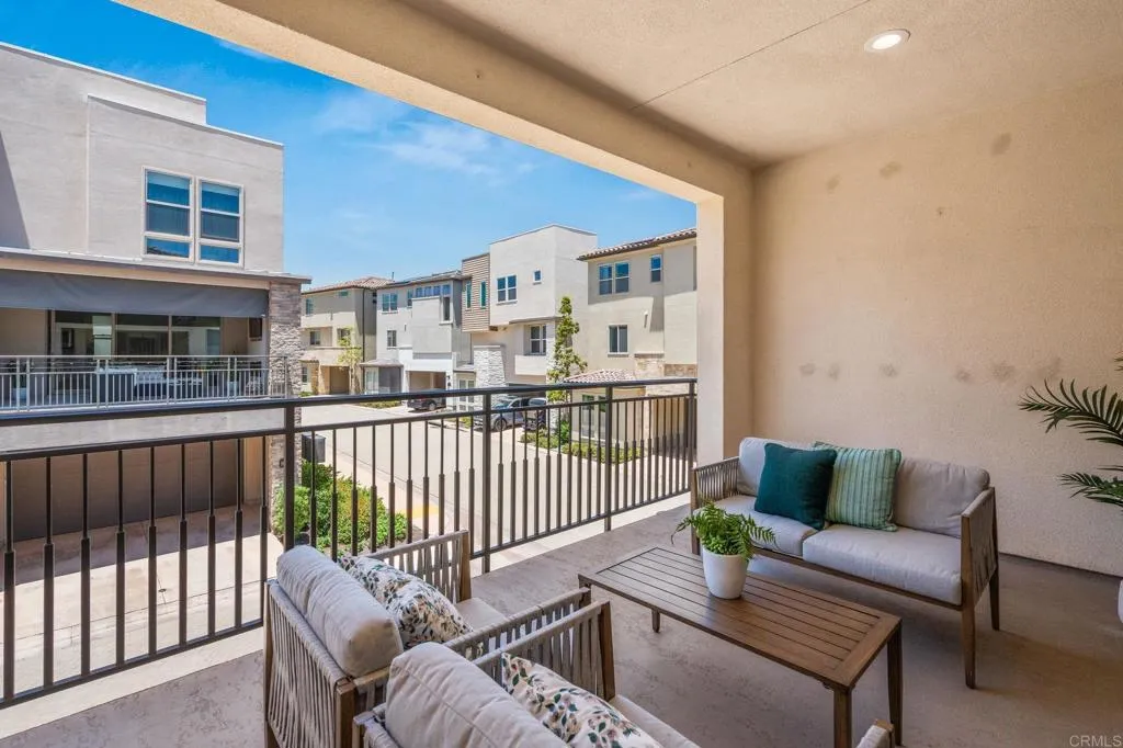 https://cdn.realtyfeed.com/cdn/127/306724621/22b0713a33909f0696db707fdbcb0daa.webp