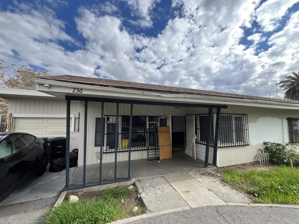 Hemet, CA 92543