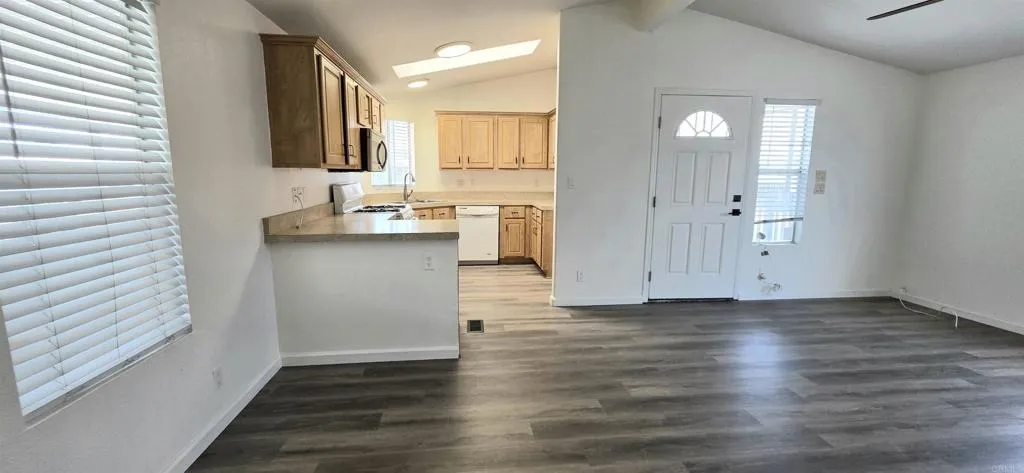 https://cdn.realtyfeed.com/cdn/127/306724650/7a2044de4f808867aa0a2d3db7189e41.webp