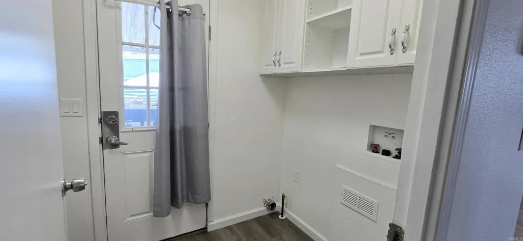 https://cdn.realtyfeed.com/cdn/127/306724650/a93cfbcee544bc219e07ebe36baadc14.webp
