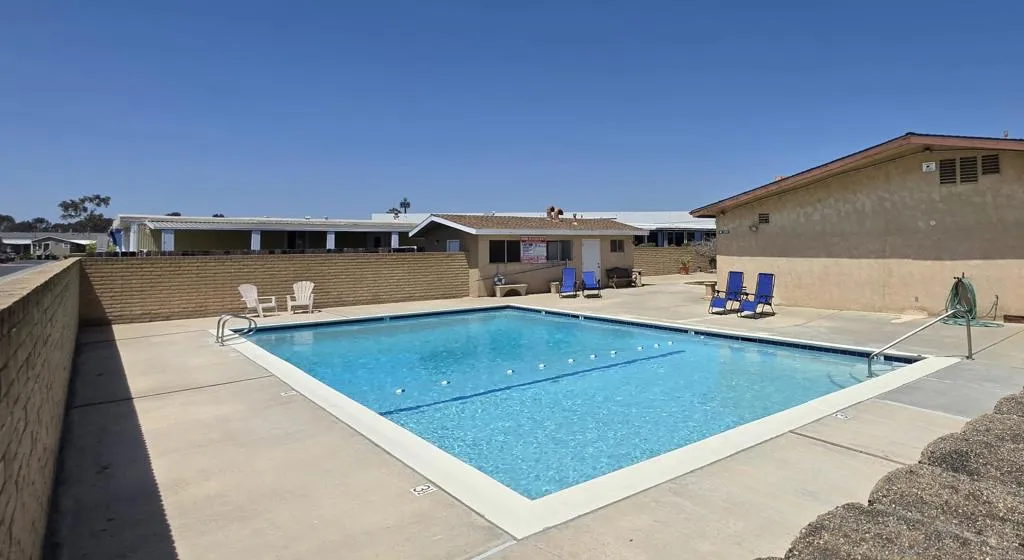 https://cdn.realtyfeed.com/cdn/127/306724650/ce90762652560159d9daadb8bd38e41b.webp