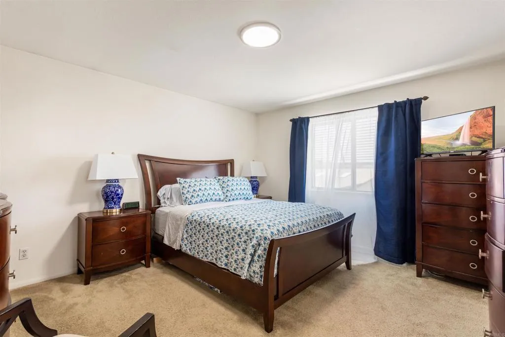 https://cdn.realtyfeed.com/cdn/127/306724690/b1830d28485268f203eaca8a2b03c76d.webp