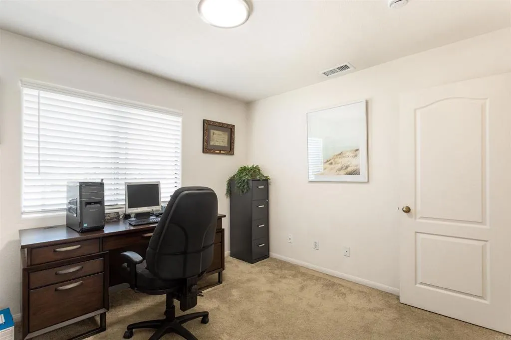 https://cdn.realtyfeed.com/cdn/127/306724690/fc21018682fedee9ca4276dc23669a6f.webp