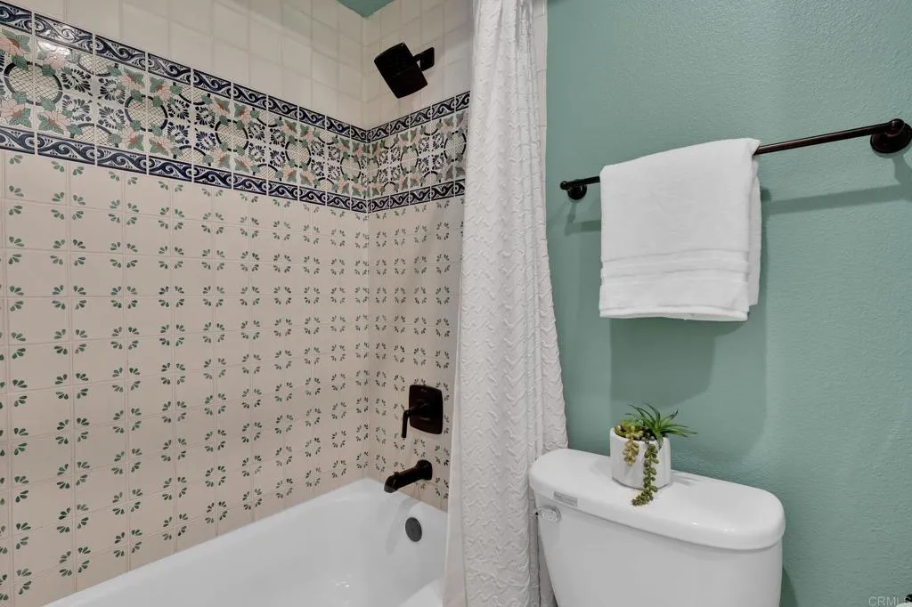 https://cdn.realtyfeed.com/cdn/127/306724695/6813307fdcdbccc1cd8679fd85b6897e.webp
