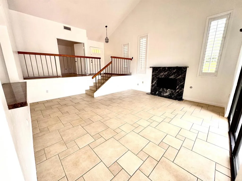 https://cdn.realtyfeed.com/cdn/127/306724734/5b4e45646f0268e8e86aa1ebe435aee6.webp