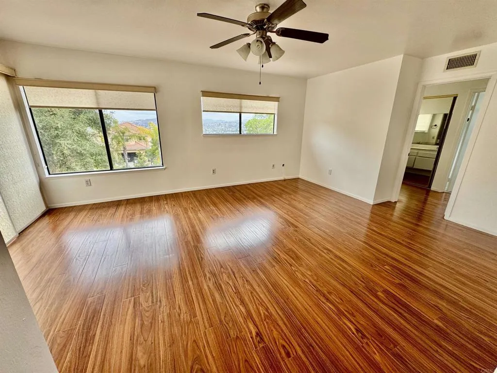 https://cdn.realtyfeed.com/cdn/127/306724734/d5806fa30b55ada6c184c9172450c699.webp