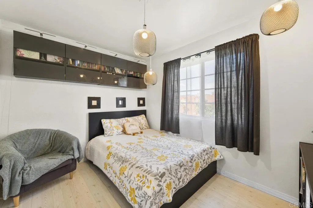 https://cdn.realtyfeed.com/cdn/127/306724750/33ec8cd958d5f53ade7d95bf52314888.webp