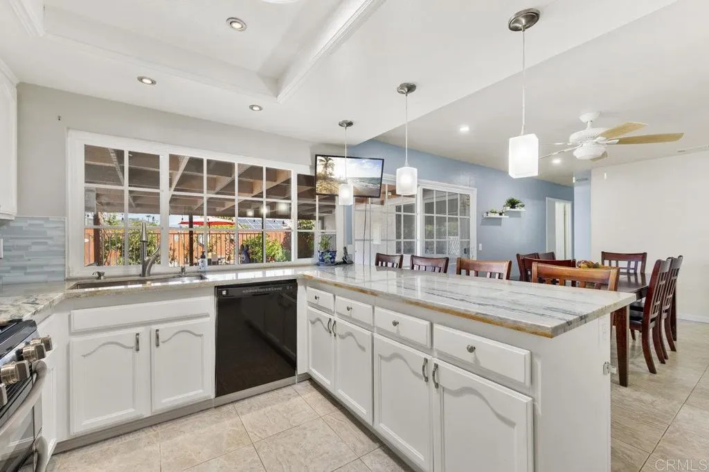 https://cdn.realtyfeed.com/cdn/127/306724750/9b10dc84eaaad85db31387cb63c48945.webp