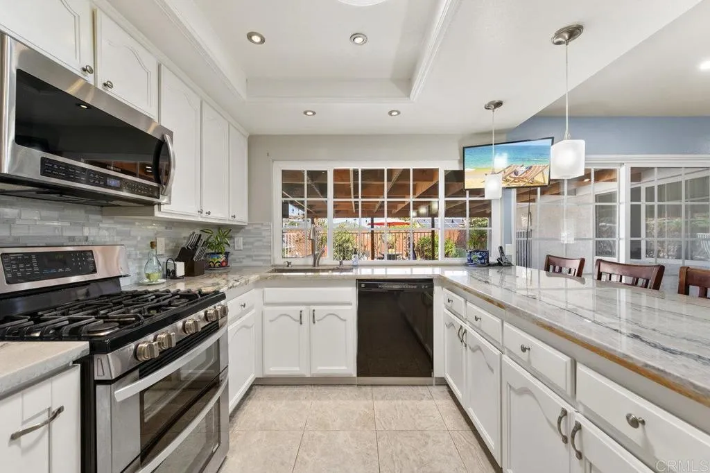 https://cdn.realtyfeed.com/cdn/127/306724750/ce16516e66c566b8e0fdb5bec6664217.webp
