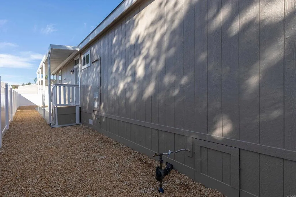 https://cdn.realtyfeed.com/cdn/127/306724799/13eeeffaca0f488ba8a6b82210d75881.webp