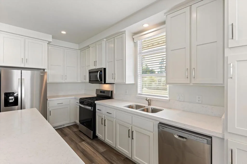 https://cdn.realtyfeed.com/cdn/127/306724799/178da5f164d93e690e8a153daa0b17a1.webp
