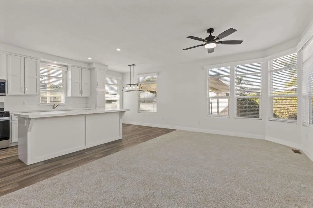 https://cdn.realtyfeed.com/cdn/127/306724799/2862294729a1558dac07f57305807304.webp