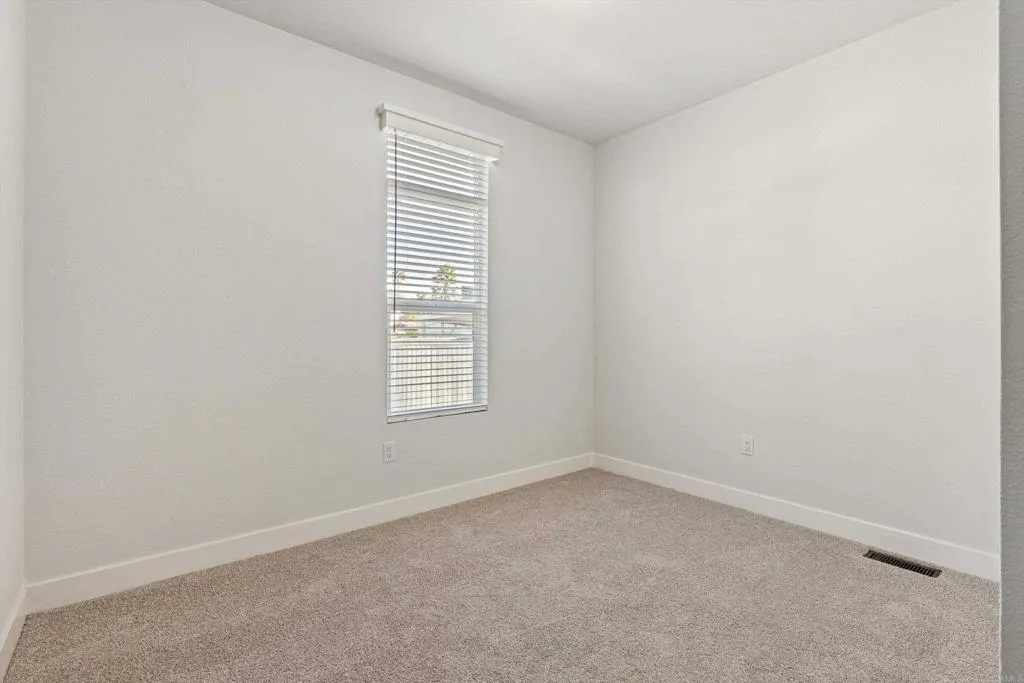 https://cdn.realtyfeed.com/cdn/127/306724799/2e43ea96ccfd60df723d23d1582cc18b.webp
