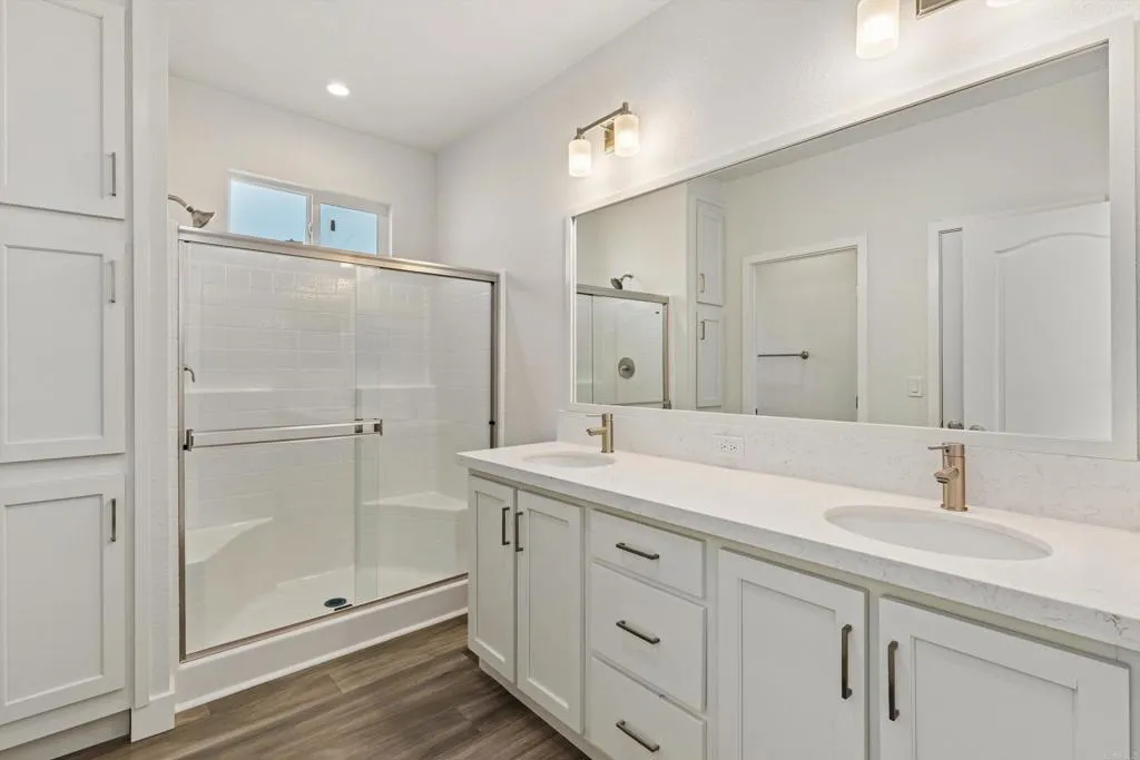 https://cdn.realtyfeed.com/cdn/127/306724799/97b9d08a1fa843a68d4fbc3bc421bd13.webp