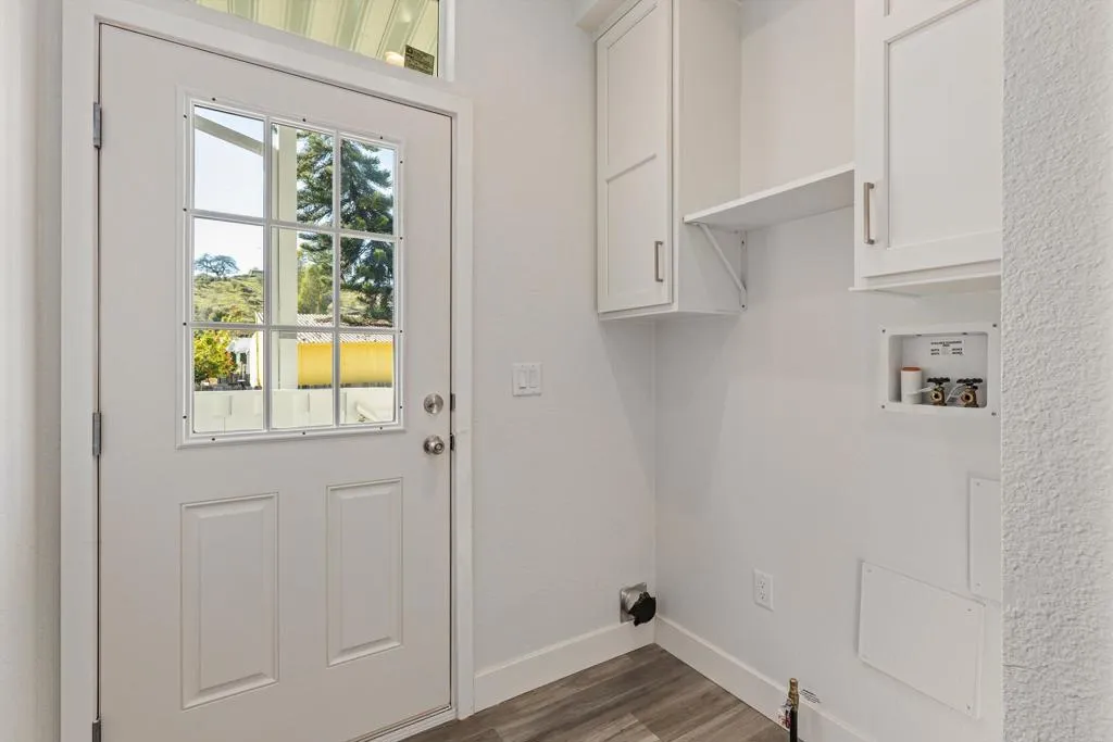 https://cdn.realtyfeed.com/cdn/127/306724799/c0e5af142335fc5d37d53e437fccff44.webp