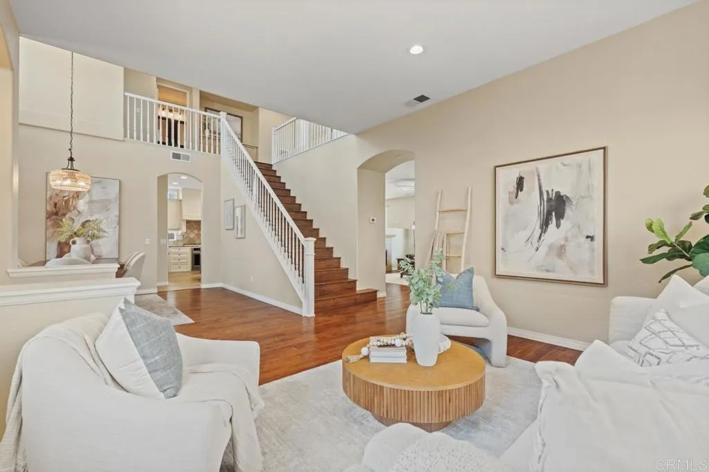 https://cdn.realtyfeed.com/cdn/127/306724811/06956211aa6a8dd7744a3114c5505c8f.webp
