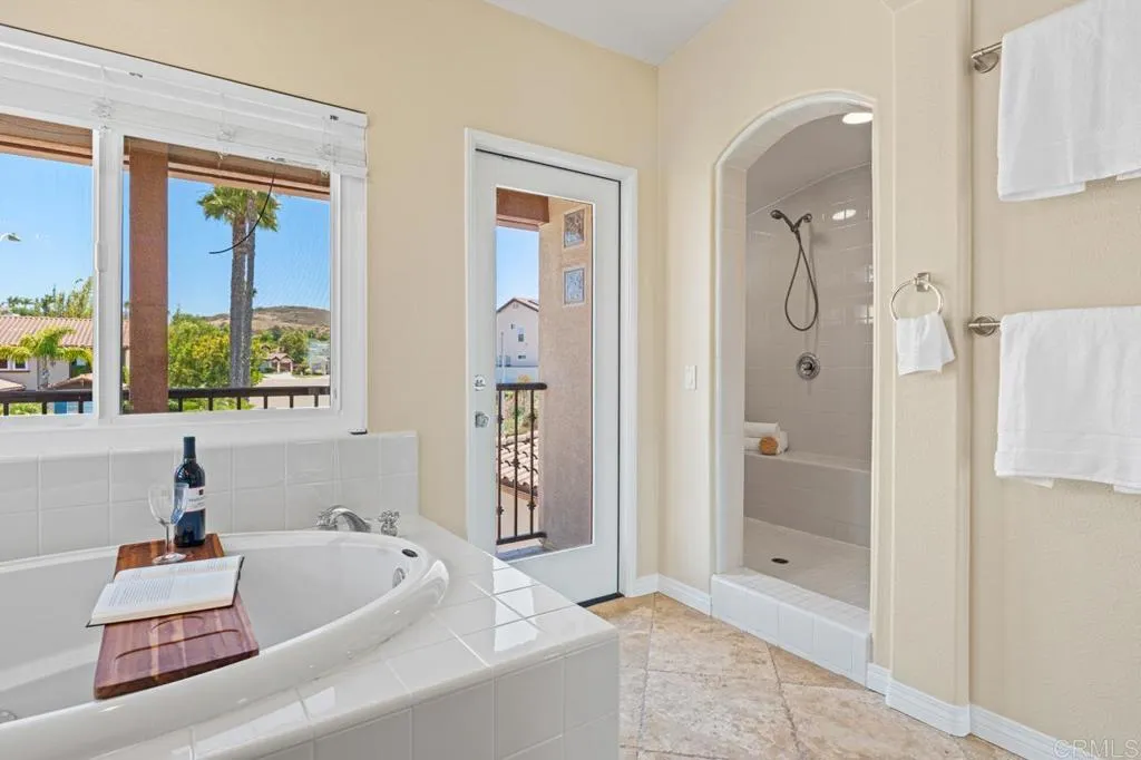 https://cdn.realtyfeed.com/cdn/127/306724811/0eeff49d5a246562bcc881d8d8ca0861.webp