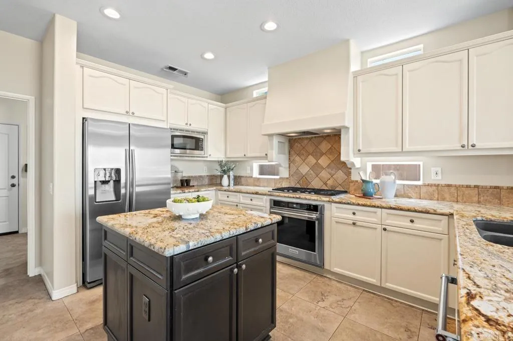 https://cdn.realtyfeed.com/cdn/127/306724811/14e42c01ddc3a8069894fc1bfd5287ba.webp