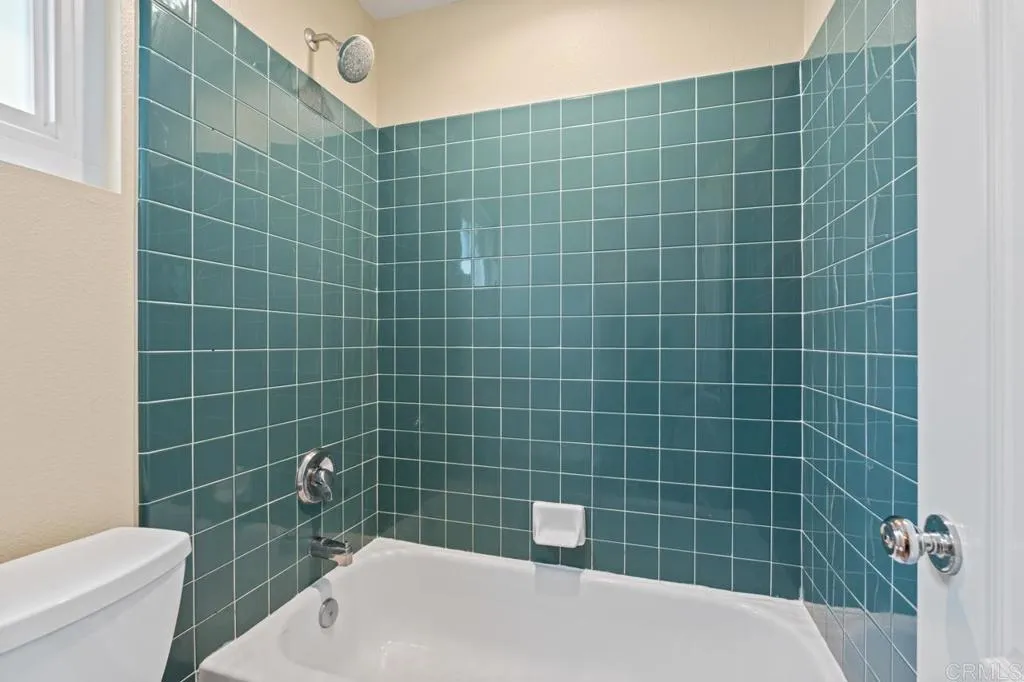 https://cdn.realtyfeed.com/cdn/127/306724811/1c3c72ec1670efe6fe639e65802619d4.webp