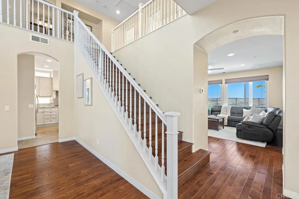 https://cdn.realtyfeed.com/cdn/127/306724811/1c9fb681d45511fdcb2c6a2ed628c98b.webp