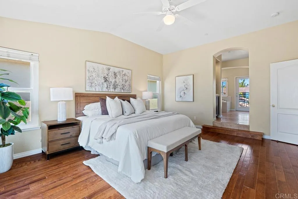 https://cdn.realtyfeed.com/cdn/127/306724811/6c63a80112f011d09ff6ad57542f8abb.webp