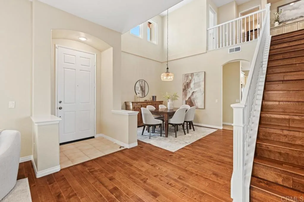 https://cdn.realtyfeed.com/cdn/127/306724811/c255b6da79ede633625e693229855ff7.webp