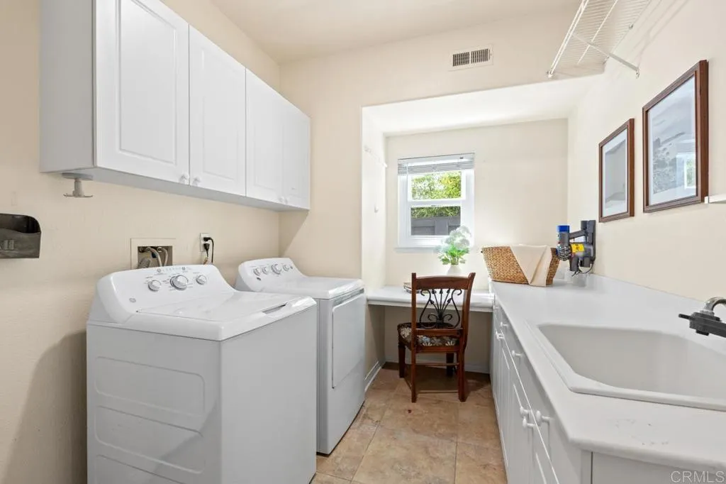 https://cdn.realtyfeed.com/cdn/127/306724811/dce20264c17cadc8071e11c614670328.webp