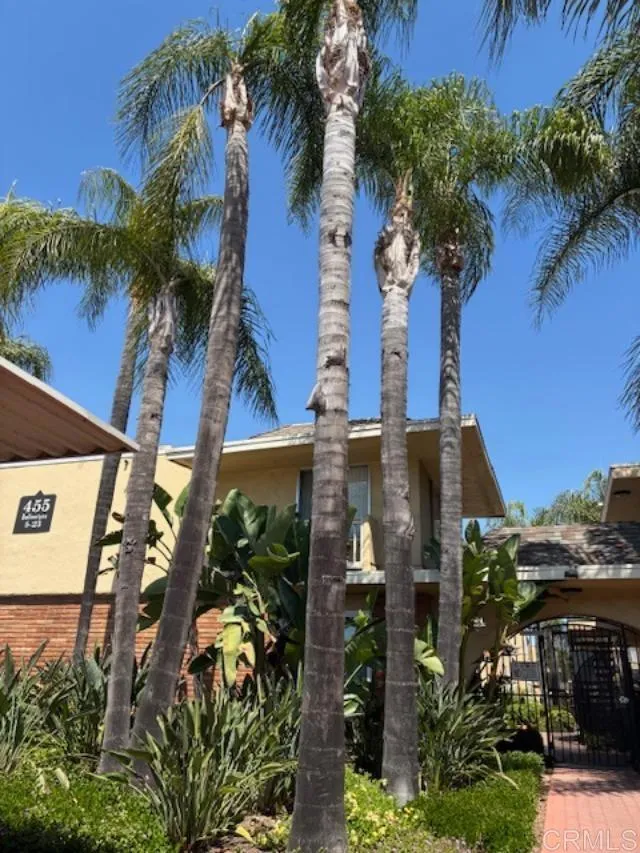 https://cdn.realtyfeed.com/cdn/127/306724814/2d426bc3b08add53718e5b9b050f2c9b.webp