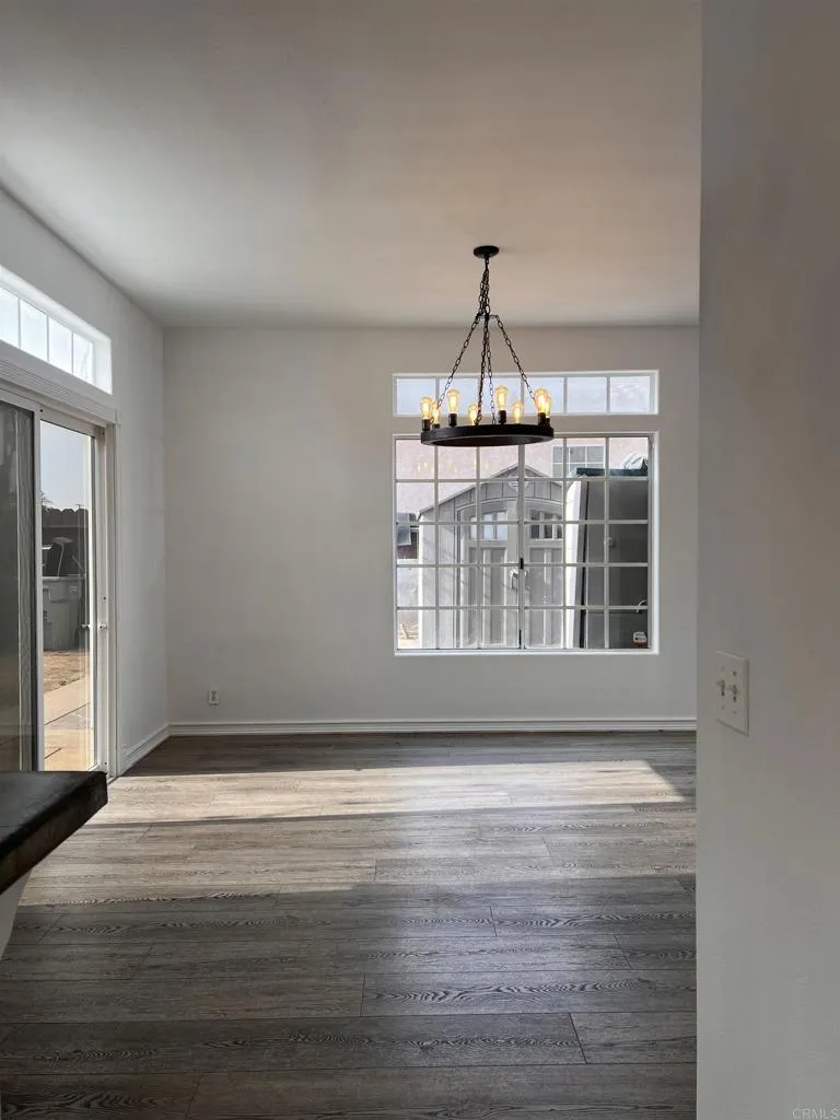 https://cdn.realtyfeed.com/cdn/127/306724815/8bf8fa0fbf1fd9b8472a0f89fcf4e880.webp