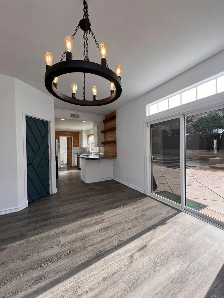 https://cdn.realtyfeed.com/cdn/127/306724815/8c61d49b43d1848af9a6a395dac4ae31.webp
