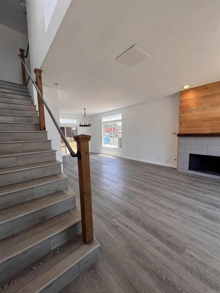 https://cdn.realtyfeed.com/cdn/127/306724815/aa918709fb384e3b4a8826433c9b07c9.webp