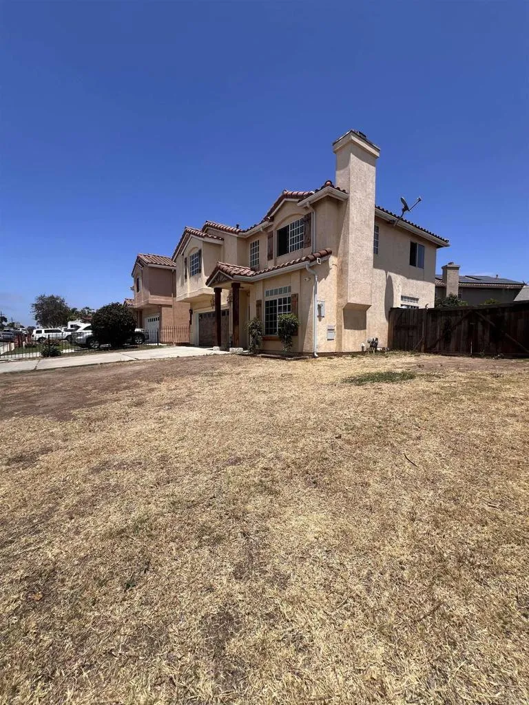 https://cdn.realtyfeed.com/cdn/127/306724815/cd8b5e51cea959a9738e3c62cbec3e12.webp