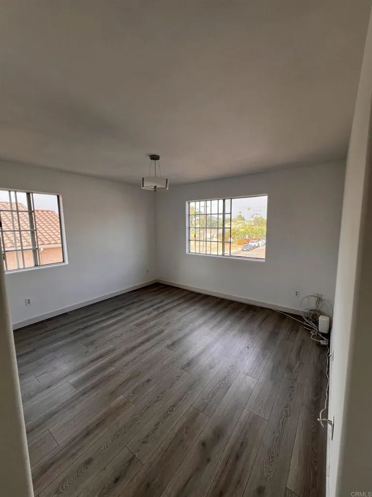 https://cdn.realtyfeed.com/cdn/127/306724815/e66f8d75ed1bbe0832618ff213099d11.webp