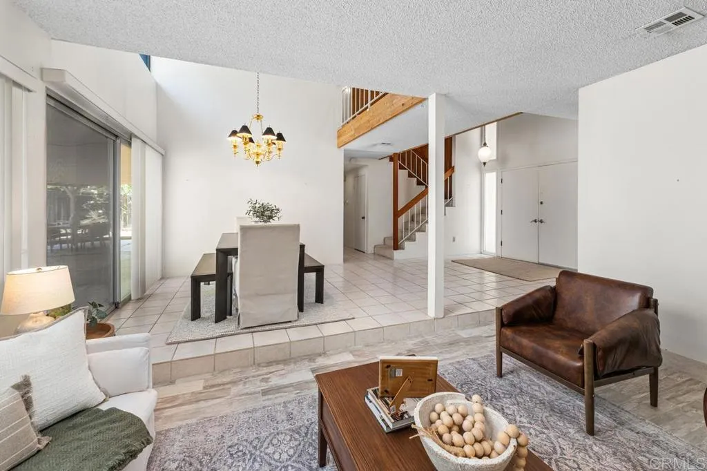 https://cdn.realtyfeed.com/cdn/127/306724827/15786789fca0ca4a51de1efed931c4e1.webp