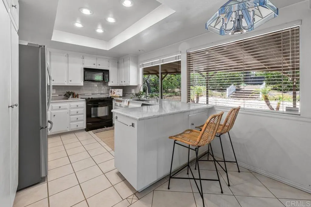 https://cdn.realtyfeed.com/cdn/127/306724827/7e3f541900668befbd493ea05504e0e2.webp